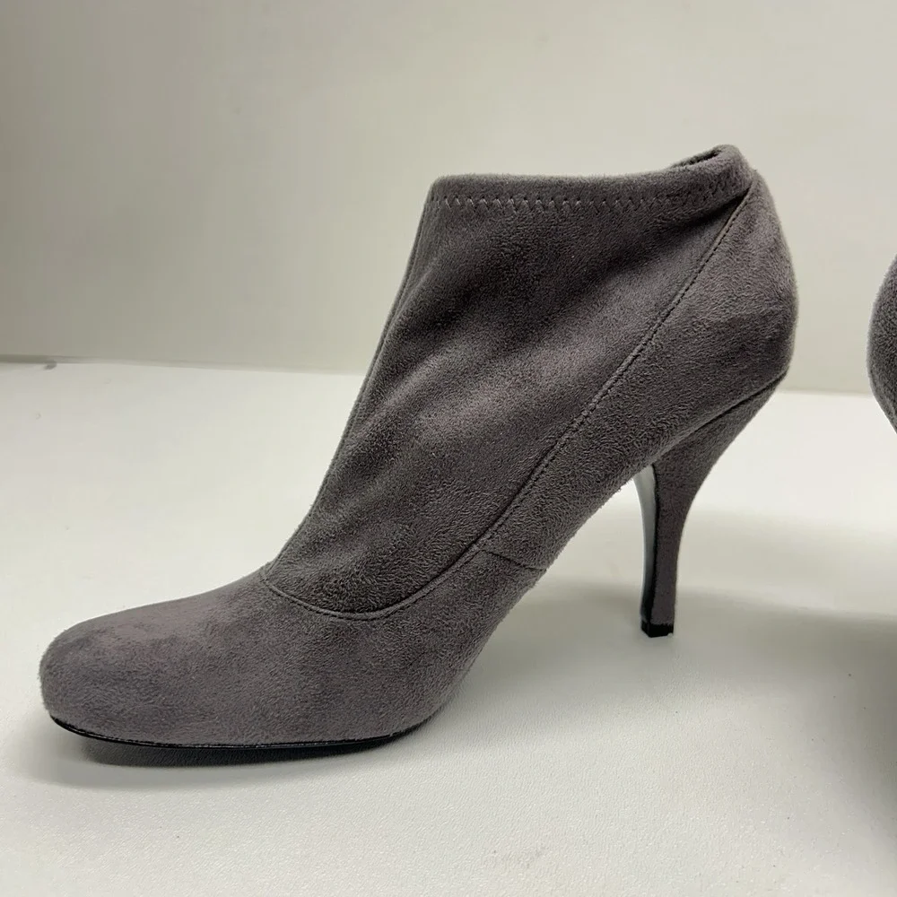 Nine West Gray Faux Suede Sock Booties Stiletto Heel Almond Round Toe Size 6.5 M